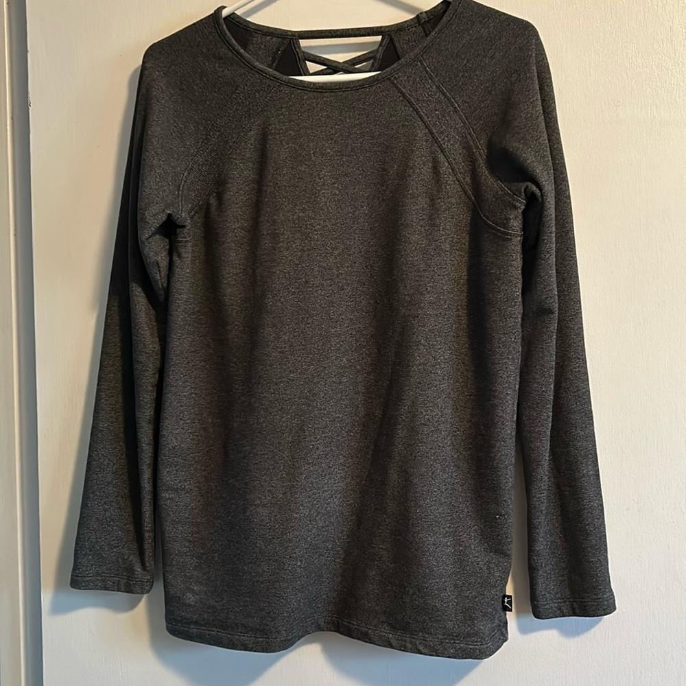 Grey Danskin long sleeve top